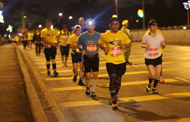 A total of 10,093 dedicated runners successfully completed the 8th edition of the Kuching Marathon.